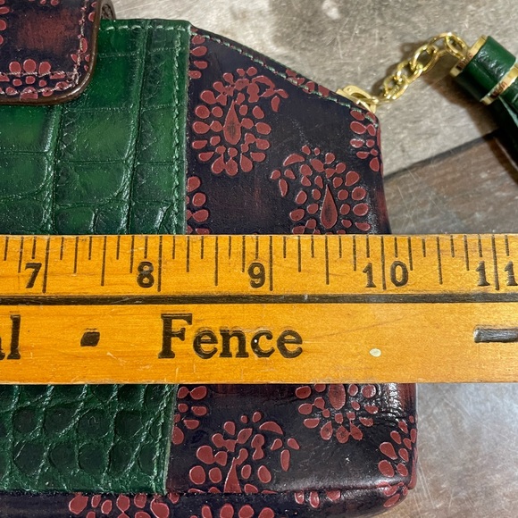 Holii Made In India Handmade Real Leather Clutch Wallet with Tassel - Picture 9 of 11